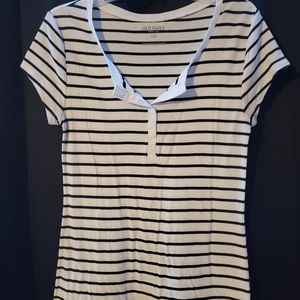 Old Navy top